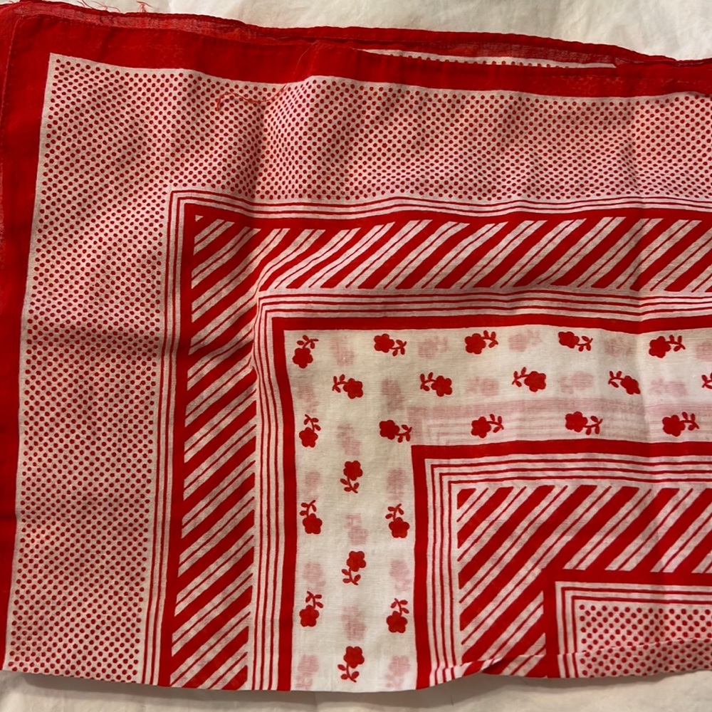 Vintage handkerchief - Picture 1 of 3